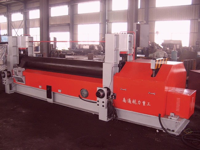 W12-16X2500 hydraulic four-roller plate rolling machine